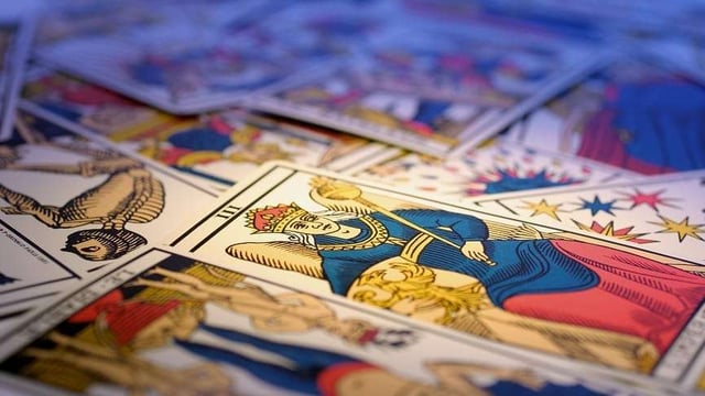 Discover What Your Tarot Birth Card Says About You!